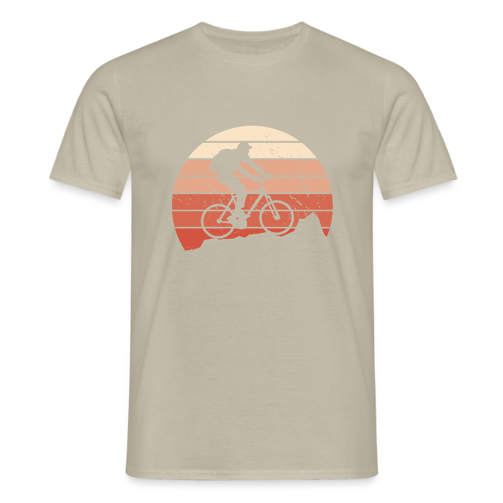 T-shirt Homme “Retro Cyclist” – Passion Vélo & Style Vintage | REF00065 - beige sable